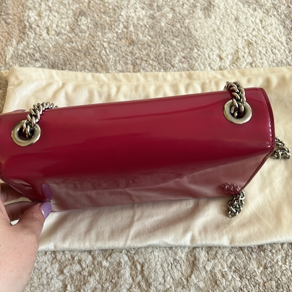 Gucci Inter-locking G Patent Leather Chain Bag - Picture 7 of 11